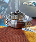 Titan 9442SM01 - Nam - Quartz (Pin) Dây Kim Loại - Chính Hãng