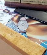 casio-ltp-vt01l-4budf-nu-quartz-pin-day-da-chinh-hang