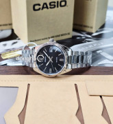Đồng hồ Casio UTP-1302PD-1AVDF