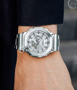 dong-ho-casio-g-shock-gm-2110d-7adf