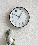 dong-ho-treo-tuong-rhythm-cmg619nr02