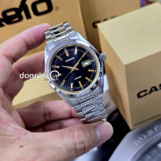 trên tay Đồng hồ Casio MTP-B180D-1A2VDF
