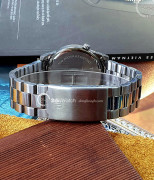 dong-ho-titan-nam-quartz-1588sm02