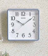 dong-ho-treo-tuong-rhythm-cmg597nr04