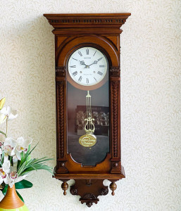 Đồng hồ treo tường Quả lắc Rhythm CMJ464FR06 - Size 38*90*15cm