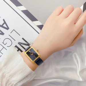 Đồng hồ Citizen EM1192-01E