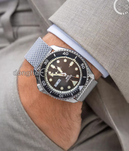 Đồng hồ Seiko 5 Sports SRPD73K1 - Nam - Automatic (Tự Động) Dây Kim Loại - Chính Hãng - Size Mặt 42.5mm