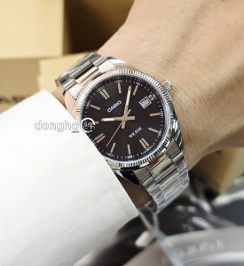 trên tay Đồng hồ Casio UTP-1302PD-1AVDF